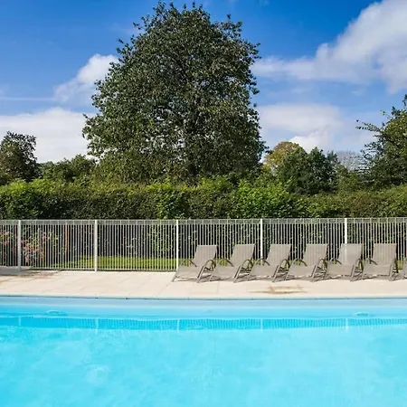 Magnificent French With Private Heated Pool & Gardens Feriehus *